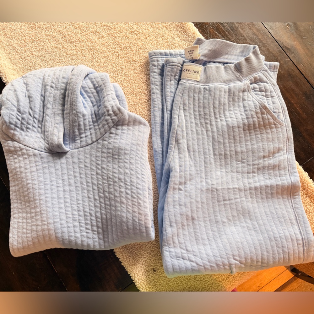 Aerie sweatsuit
